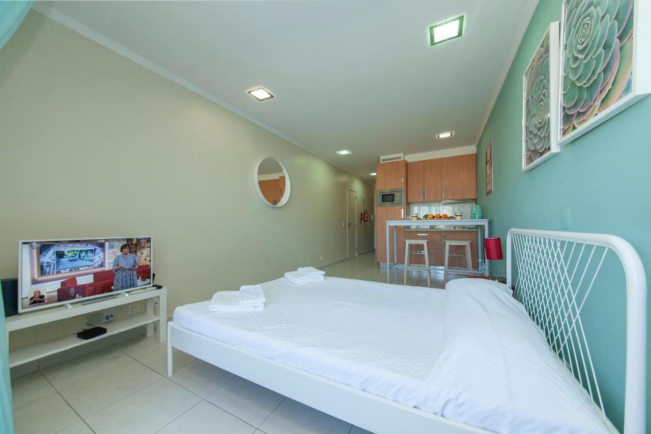 A36 - Avenue Flat In